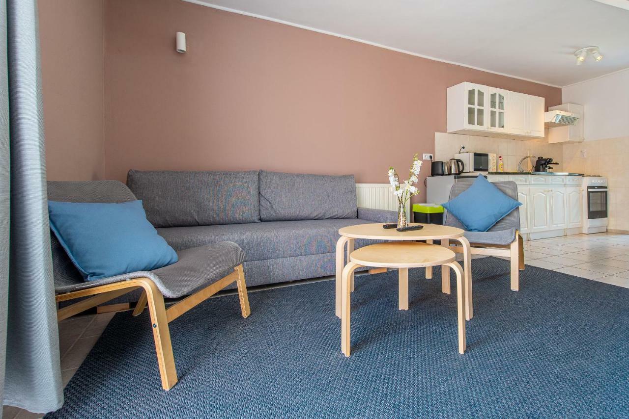 Herczeg Udvarház Poroszló Esterno foto